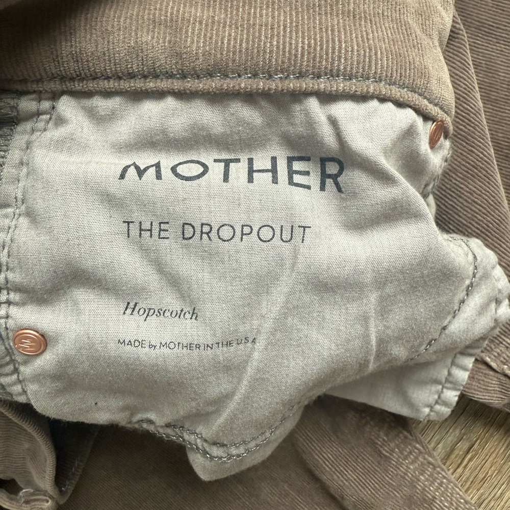 Mother Jeans- The Dropout Hopscotch in Corduroy, Color Beaver. Size 29 (8/10) - Picture 9 of 10